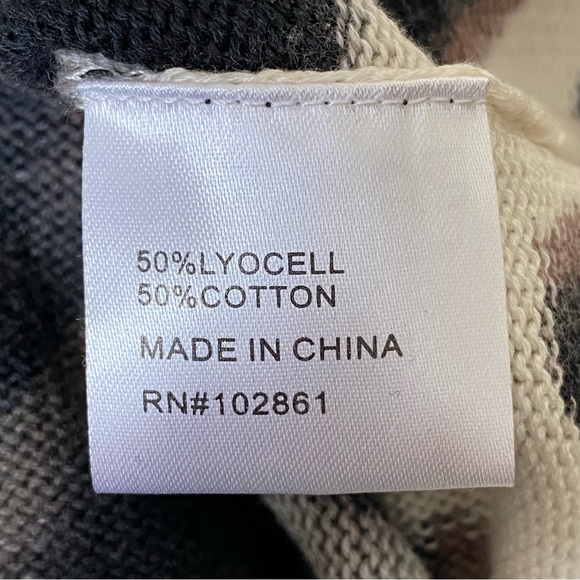 Adore Vest - Picture 10 of 14